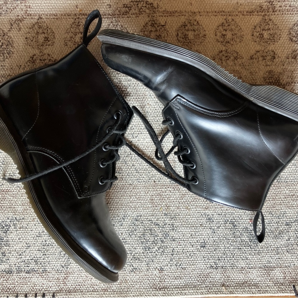 Dr. Martens Emmeline Boot